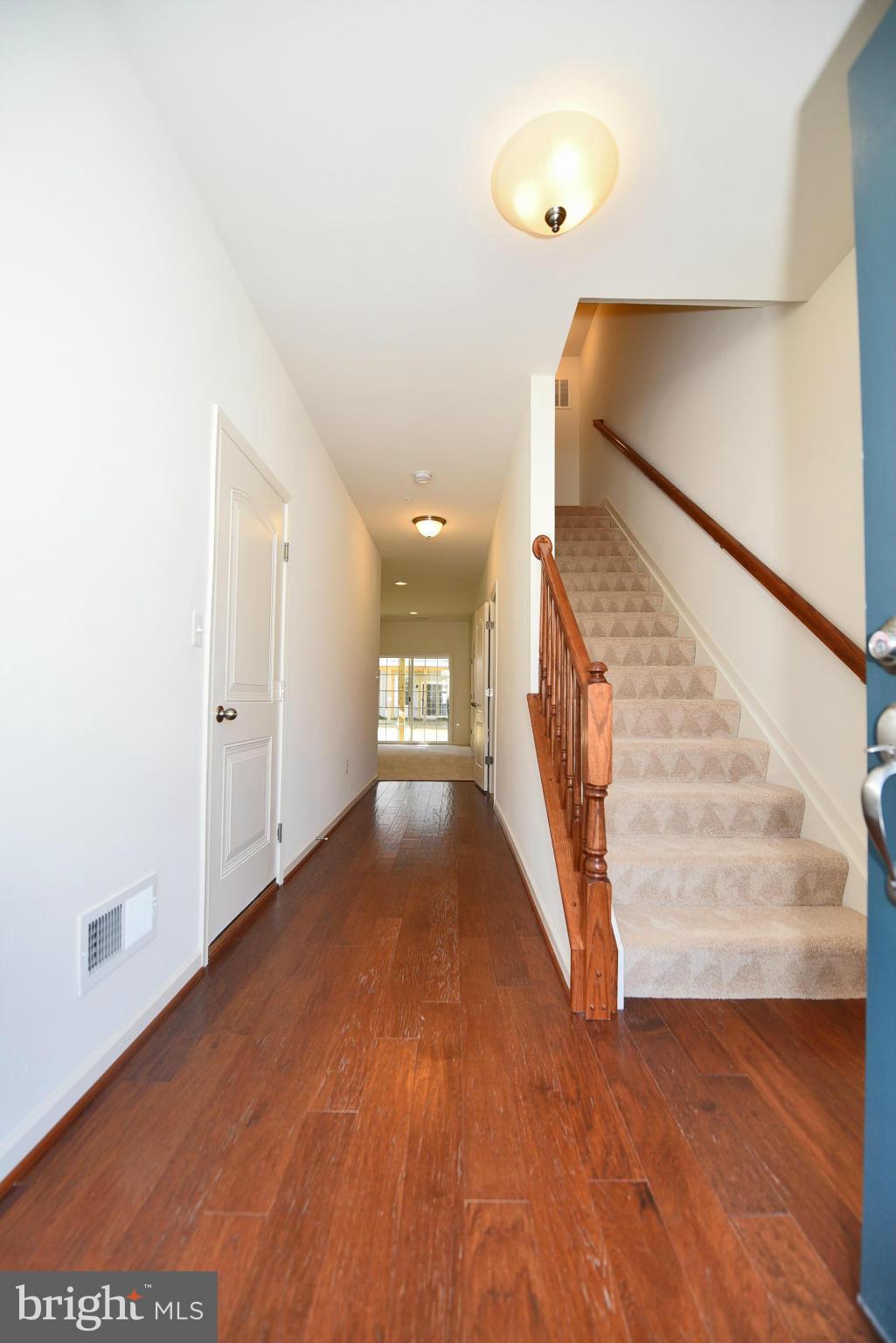 907 Ramble Run Road Baltimore, MD 21220 - Photo 18 of 30 foyer