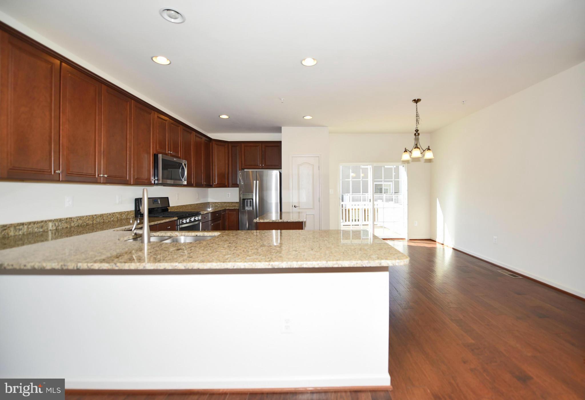 907 Ramble Run Road Baltimore, MD 21220 - Photo 6 of 30 Kitchen