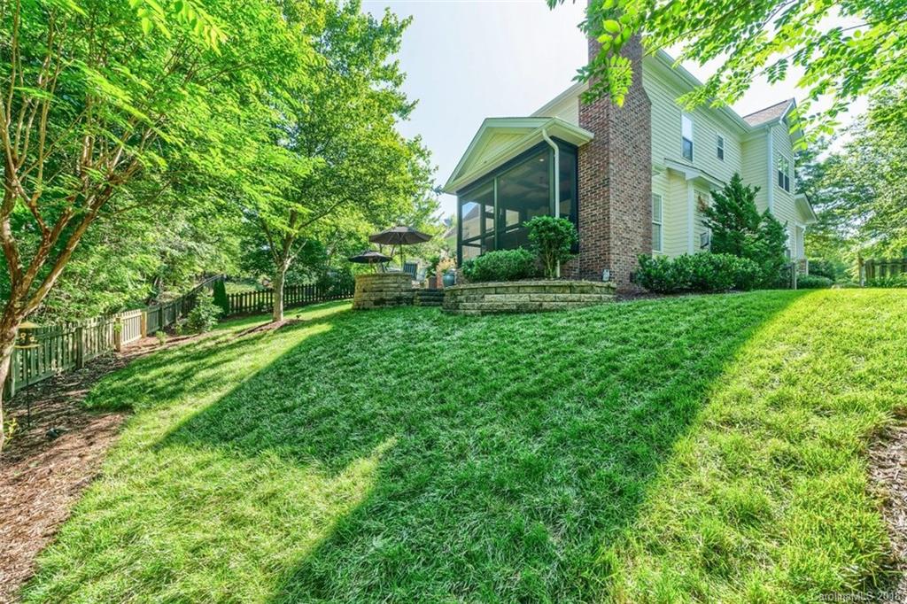 1043 Hunters Run Drive Tega Cay, SC 29708 - Photo 23 of 24 Gallery Image 23