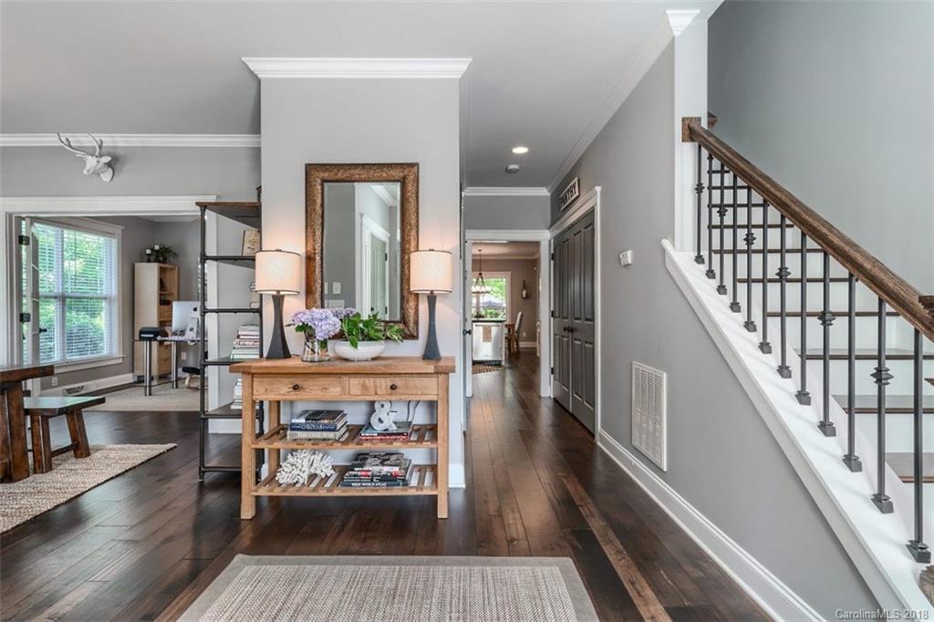 1043 Hunters Run Drive Tega Cay, SC 29708 - Photo 8 of 24 Gallery Image 8