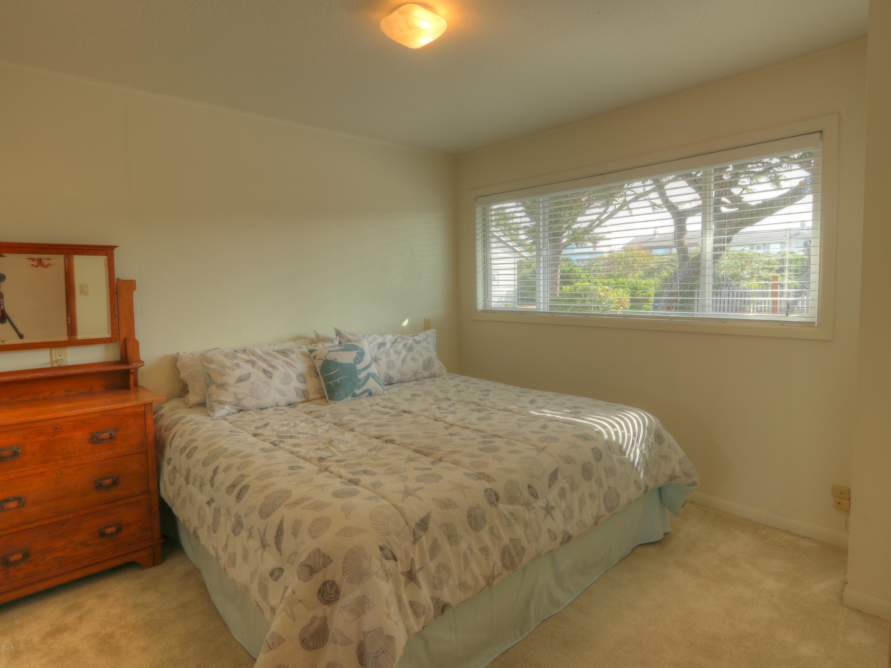 1032 Southwest Mark Street Newport, OR 97365 - Photo 22 of 37 Bedroom 3