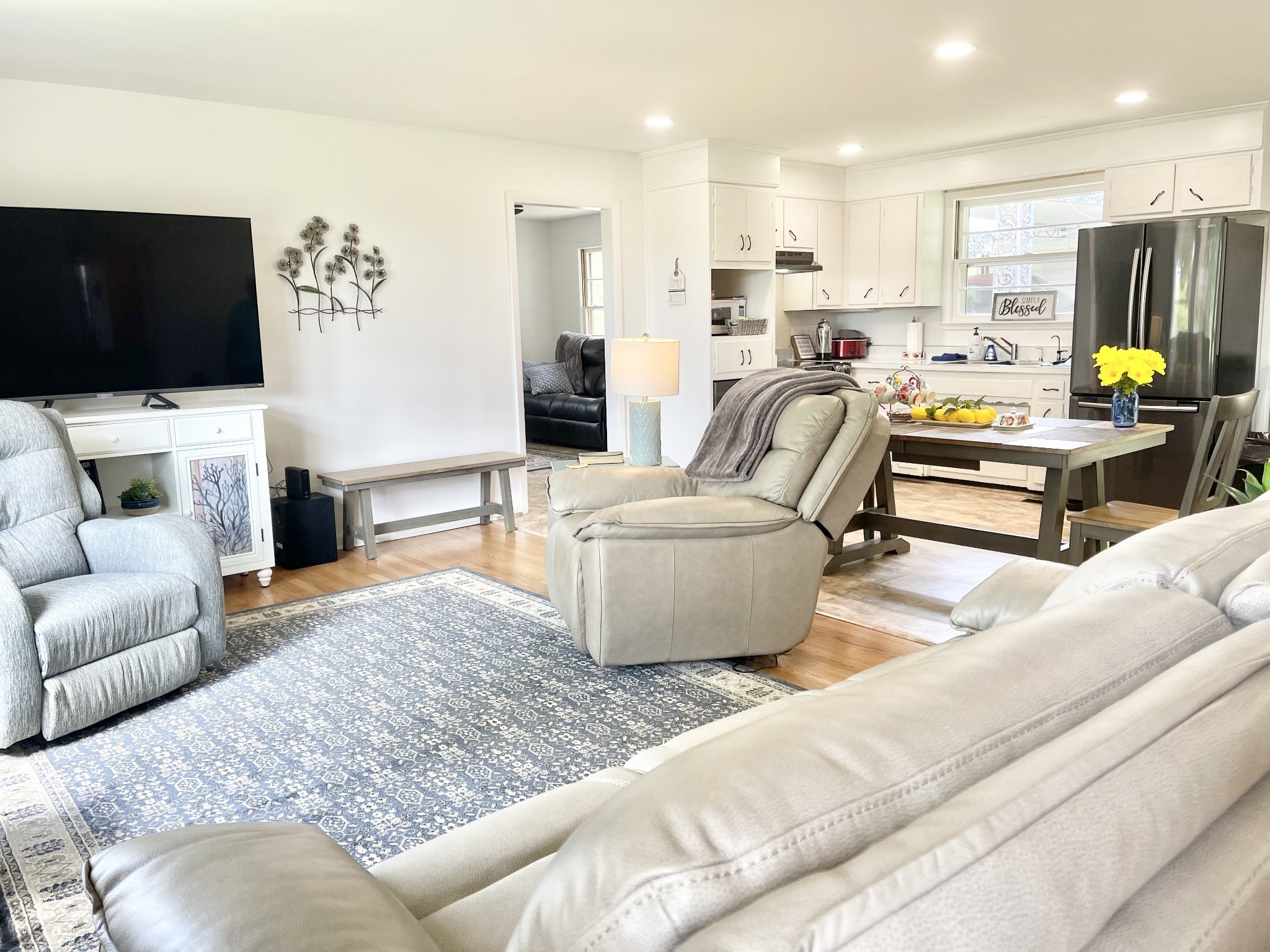 10515 Lebanon Road Mount Juliet, TN 37122 - Photo 8 of 13 a living room with furniture and a flat screen tv