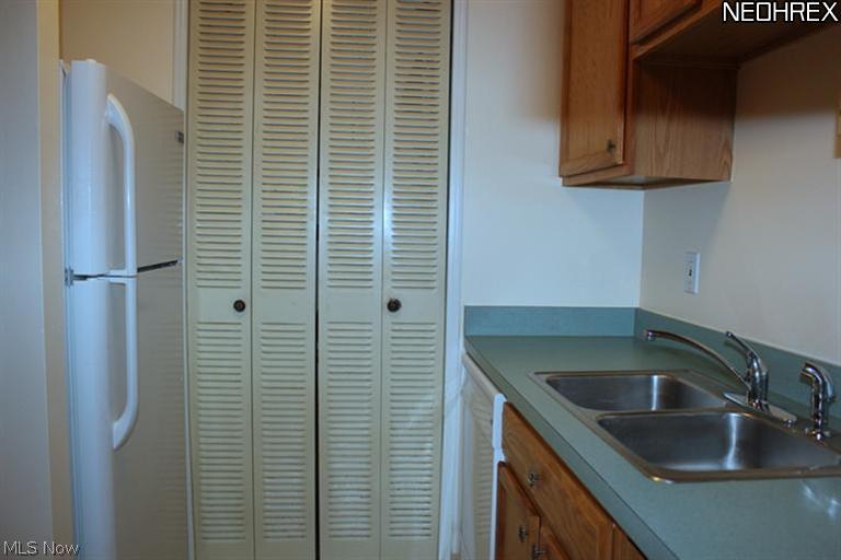 7363 Fox Mill Road, Unit D Mentor, OH 44060 - Photo 6 of 6 Gallery Image 6