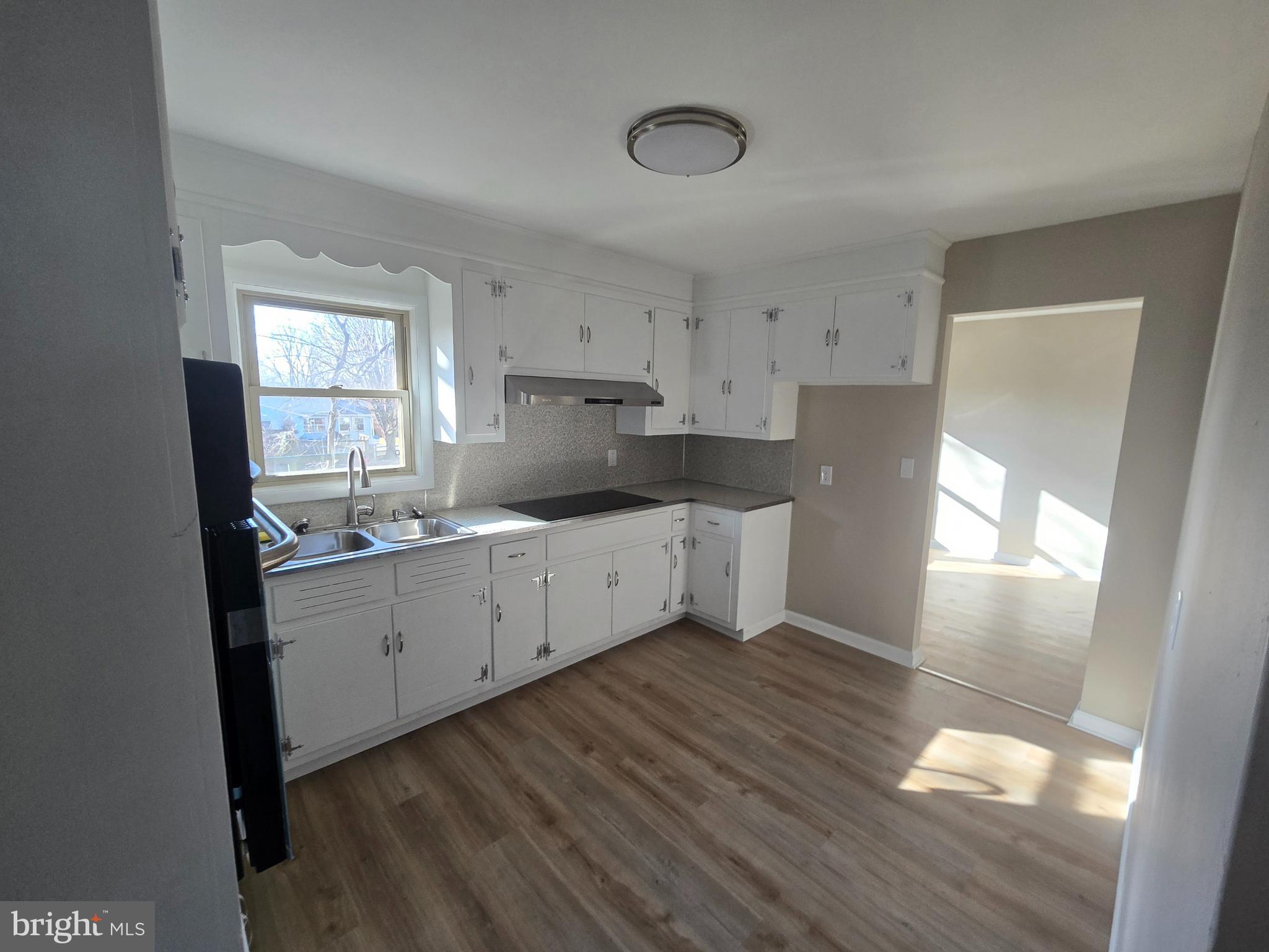 17721 Timberlane Hagerstown, MD 21740 - Photo 20 of 27 a kitchen with cabinets a sink and appliances