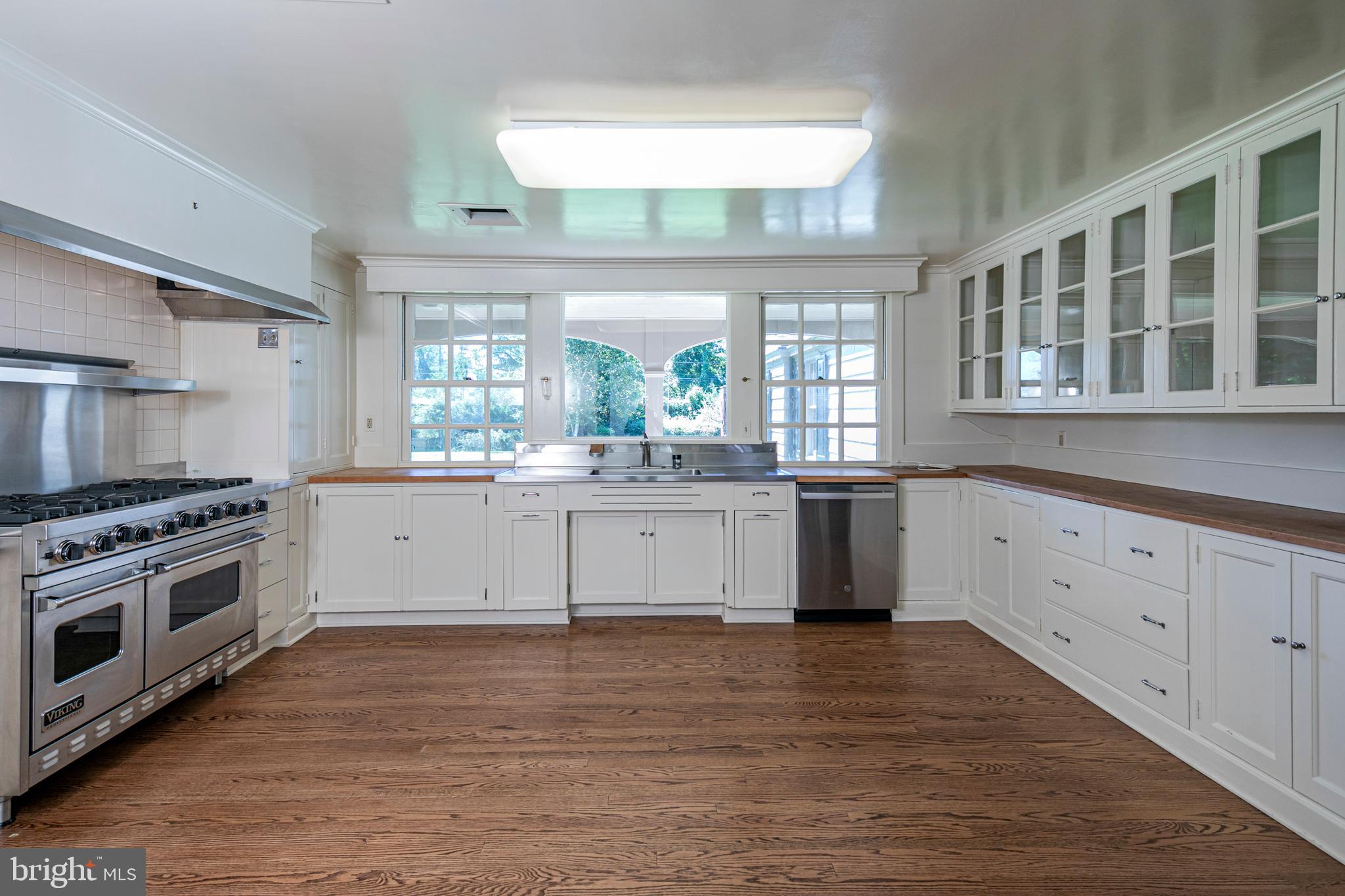 108 Edgerstoune Road Princeton, NJ 08540 - Photo 20 of 45