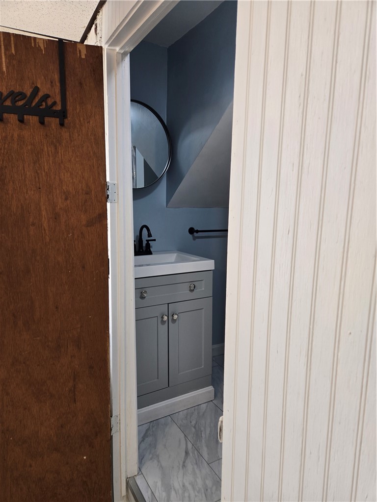 392 Benefit Street, Unit 2 Pawtucket, RI 02861 - Photo 10 of 11 Gallery Image 10