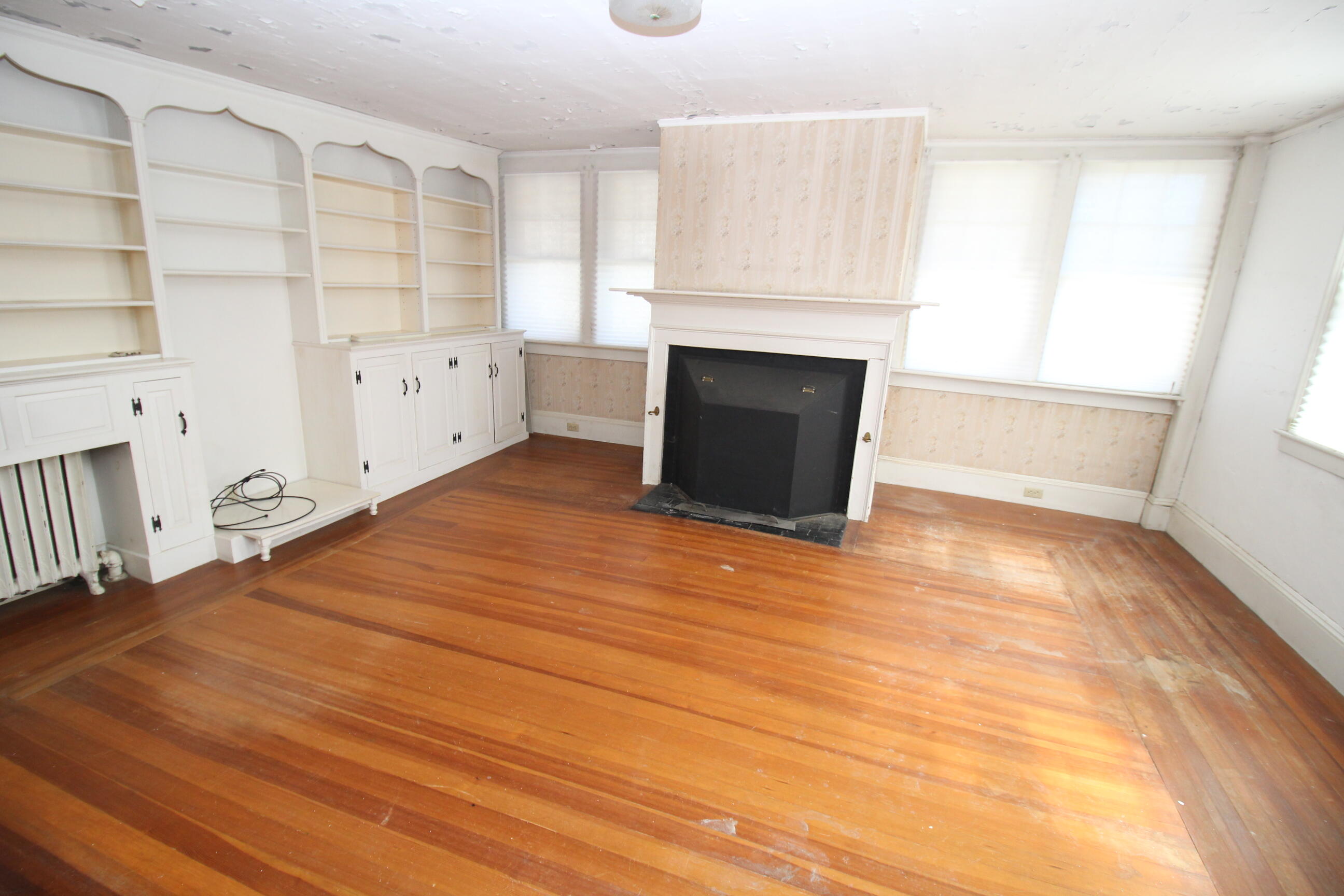 70 Sullivan Street Berwick, ME 03901 - Photo 19 of 64 19. Den or Office