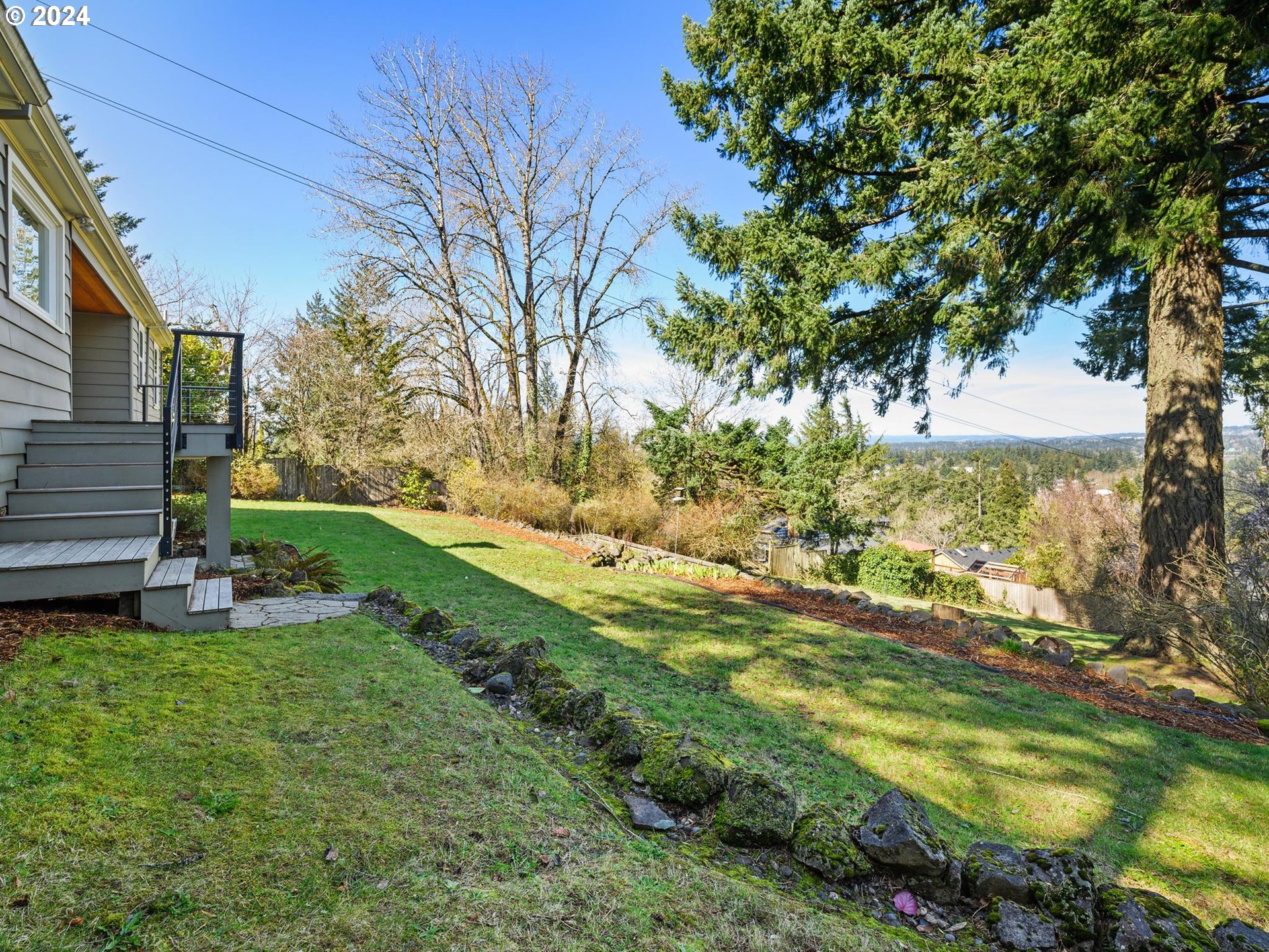 6435 Southwest Brugger Street Portland, OR 97219 - Photo 39 of 43 a view of yard with green space
