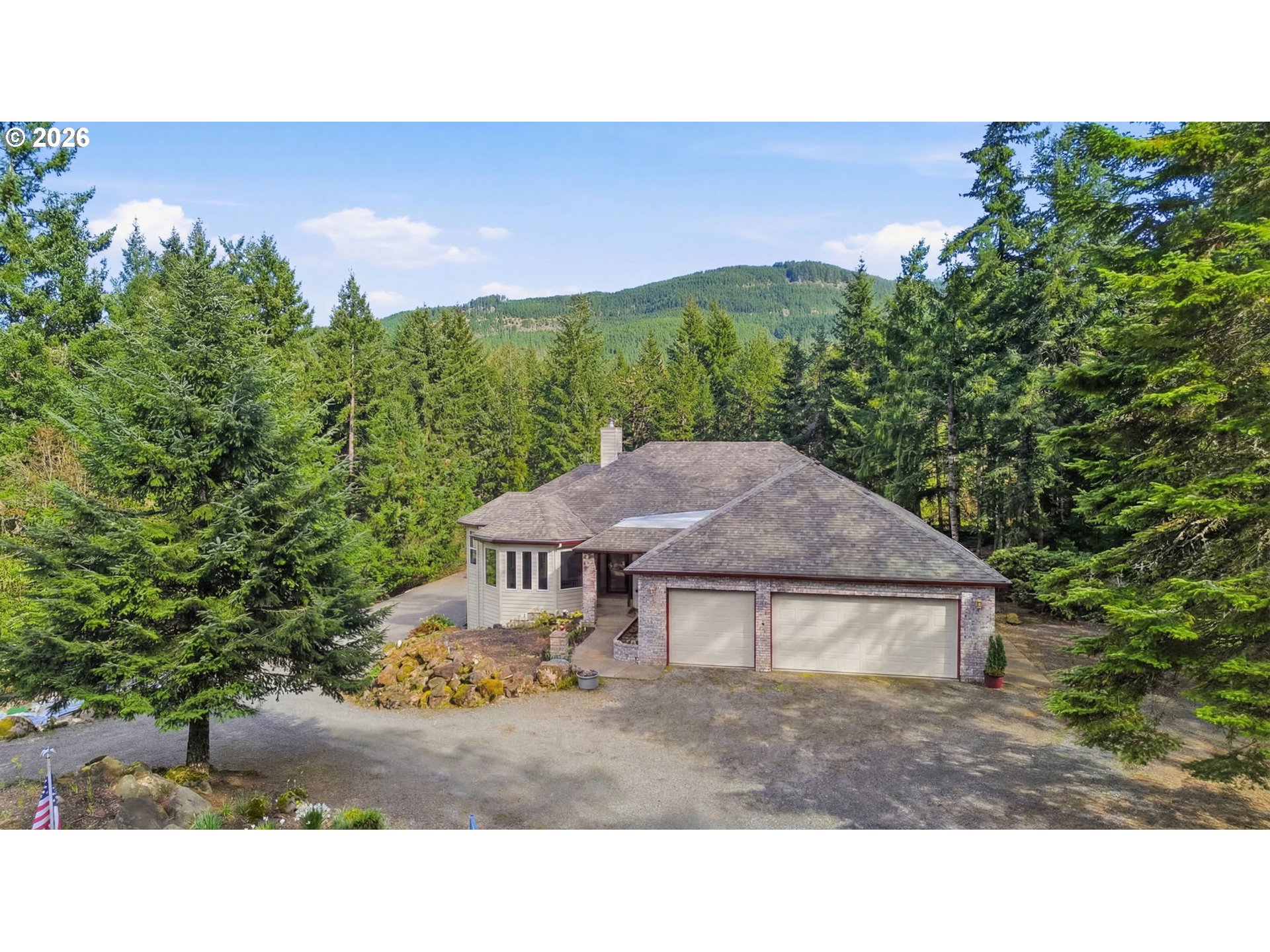 82155 Bear Creek Road Creswell, OR 97426 - Photo 2 of 48