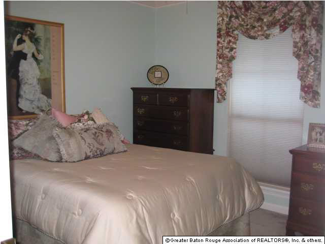 11085 Paddock Avenue Baton Rouge, LA 70816 - Photo 10 of 19 Gallery Image 10