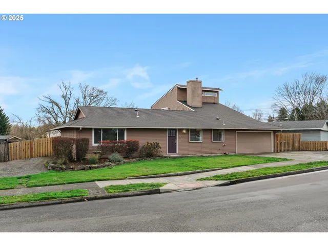 $499,995 | 820 Southeast Barnes Avenue, Gresham, OR 97080