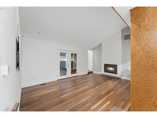 $499,995 | 820 Southeast Barnes Avenue, Gresham, OR 97080