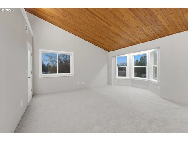 $499,995 | 820 Southeast Barnes Avenue, Gresham, OR 97080