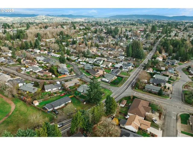 $499,995 | 820 Southeast Barnes Avenue, Gresham, OR 97080