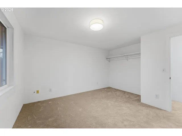 $499,995 | 820 Southeast Barnes Avenue, Gresham, OR 97080