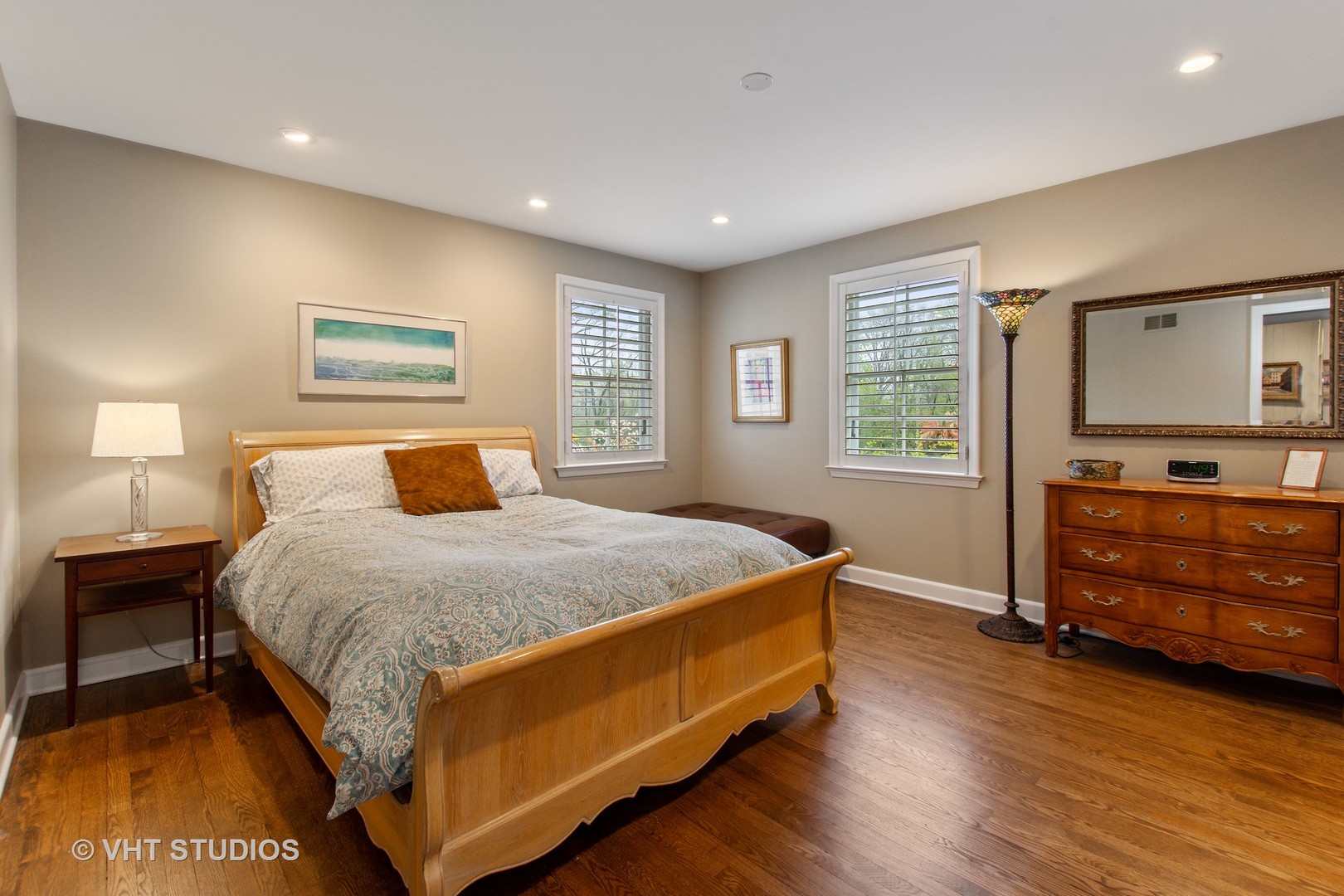 570 Aberdeen Road Inverness, IL 60067 - Photo 15 of 34 a bed room with a bed and a window