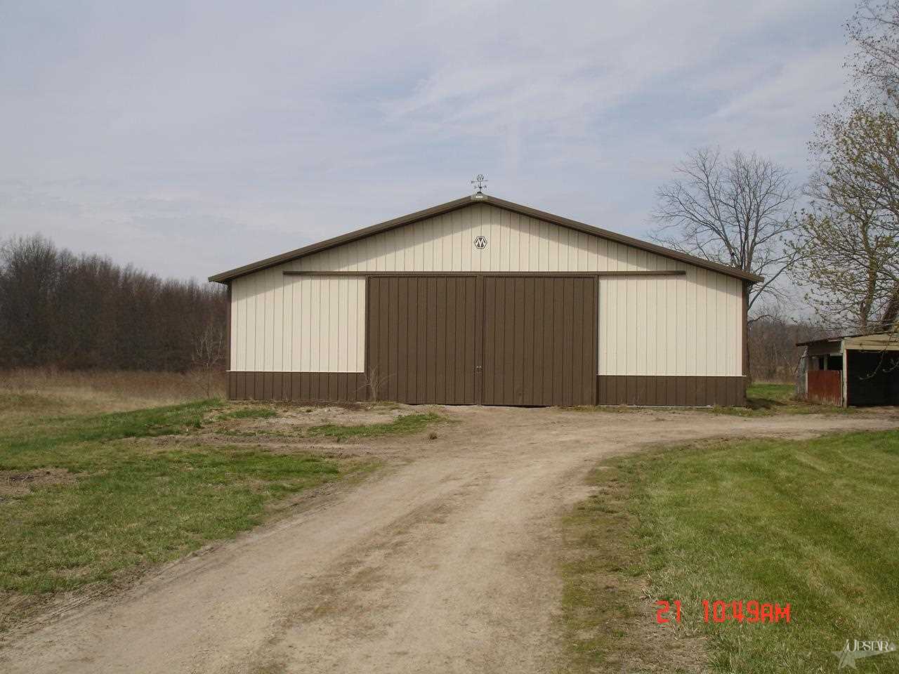 5908 North 300 East Decatur, IN 46733 - Photo 2 of 13