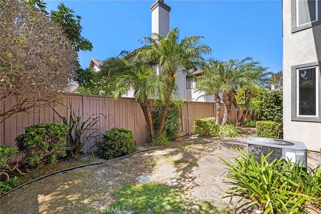 12 Danbury Ladera Ranch, CA 92694 - Photo 16 of 19 Gallery Image 16