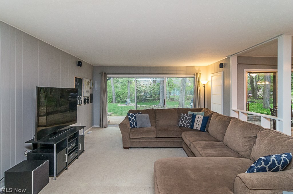 12213 Windcliff Road Strongsville, OH 44136 - Photo 4 of 26 Gallery Image 4