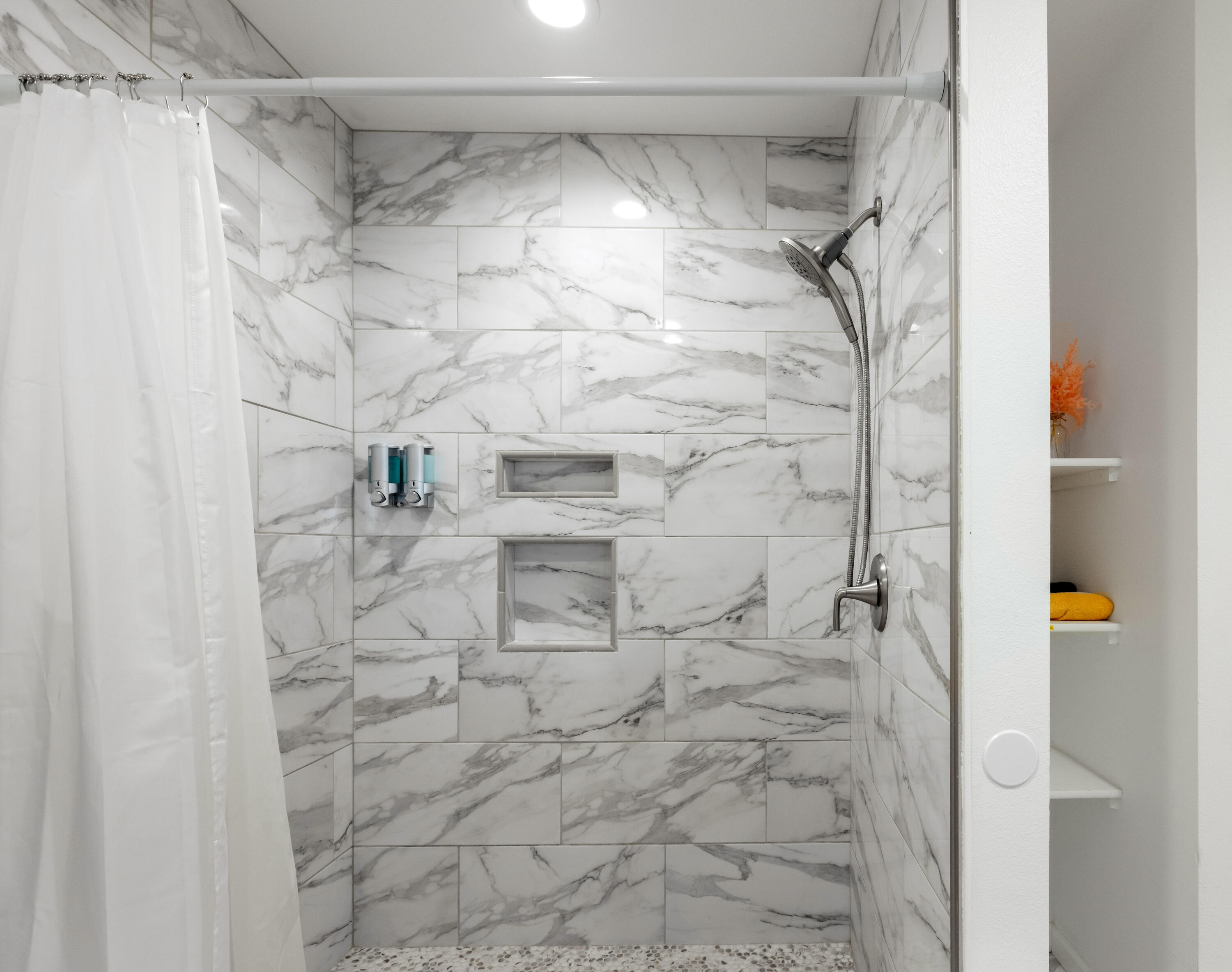 66560 Ocotillo Road Desert Hot Springs, CA 92240 - Photo 13 of 34 Primary Bath Shower