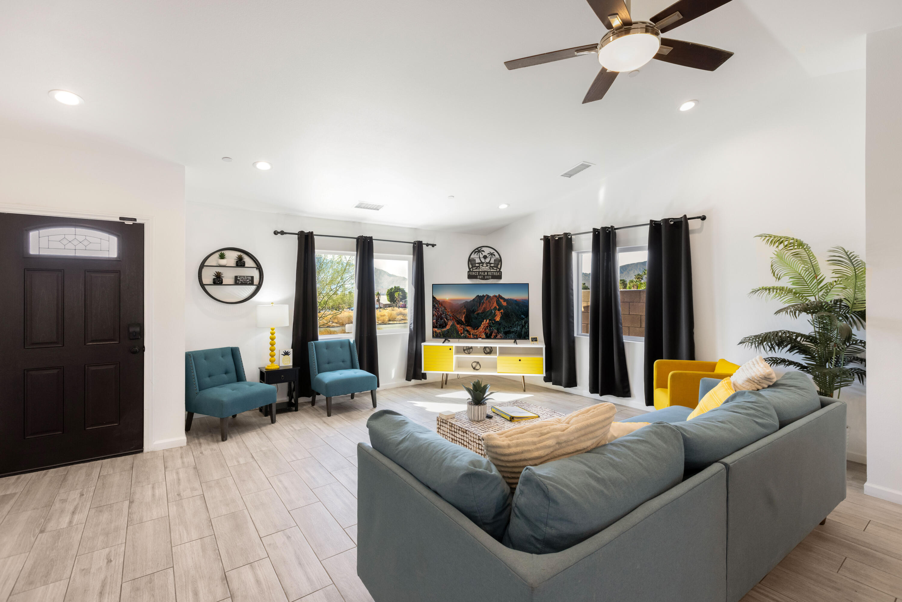 66560 Ocotillo Road Desert Hot Springs, CA 92240 - Photo 4 of 34 Livingroom view from Dining area