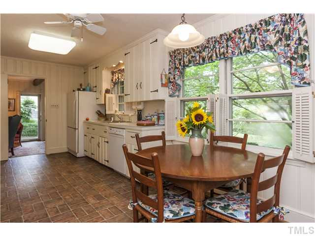 116 West Drewry Lane Raleigh, NC 27609 - Photo 15 of 23 Photo 15