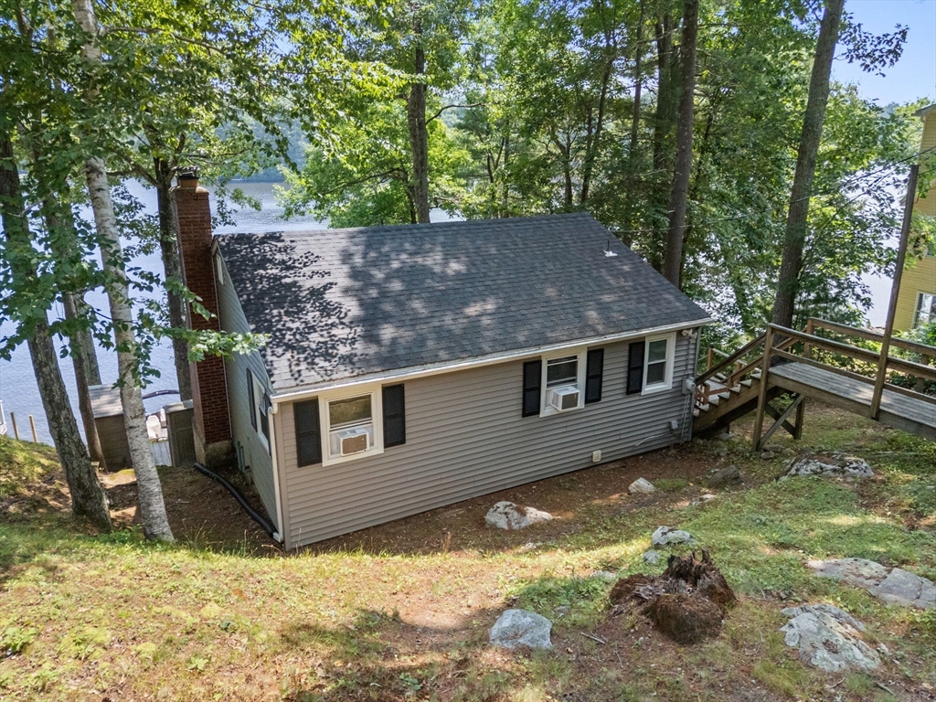 47 Sandy Beach Road Holland, MA 01521 - Photo 4 of 27