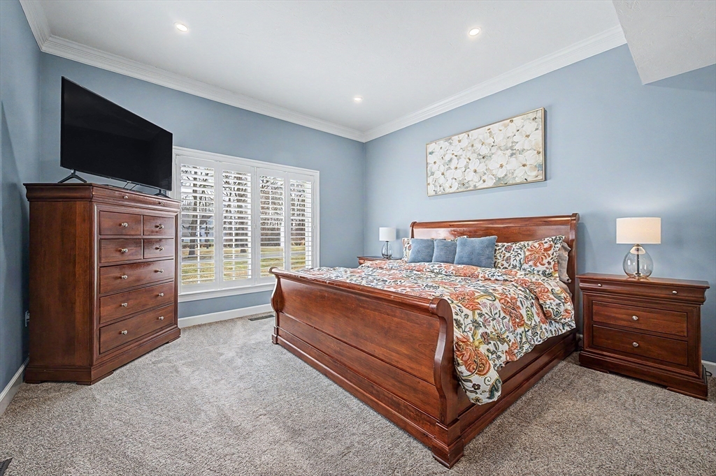 7 South Barn Road Hopkinton, MA 01748 - Photo 16 of 41