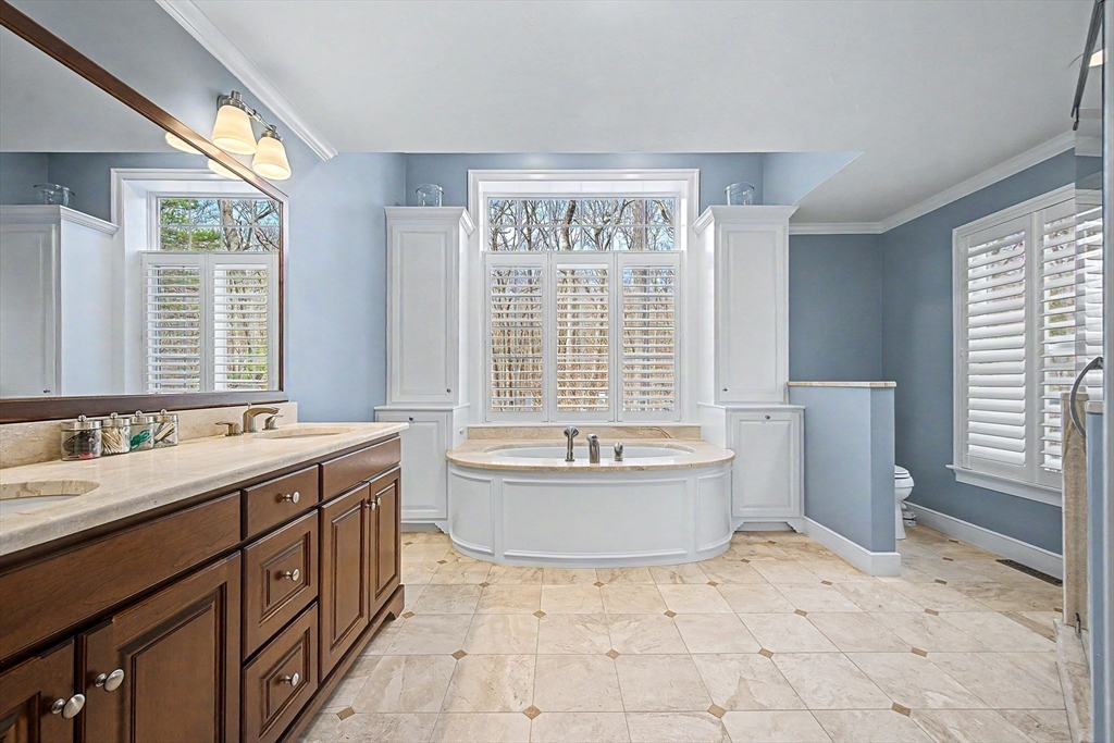 7 South Barn Road Hopkinton, MA 01748 - Photo 17 of 41