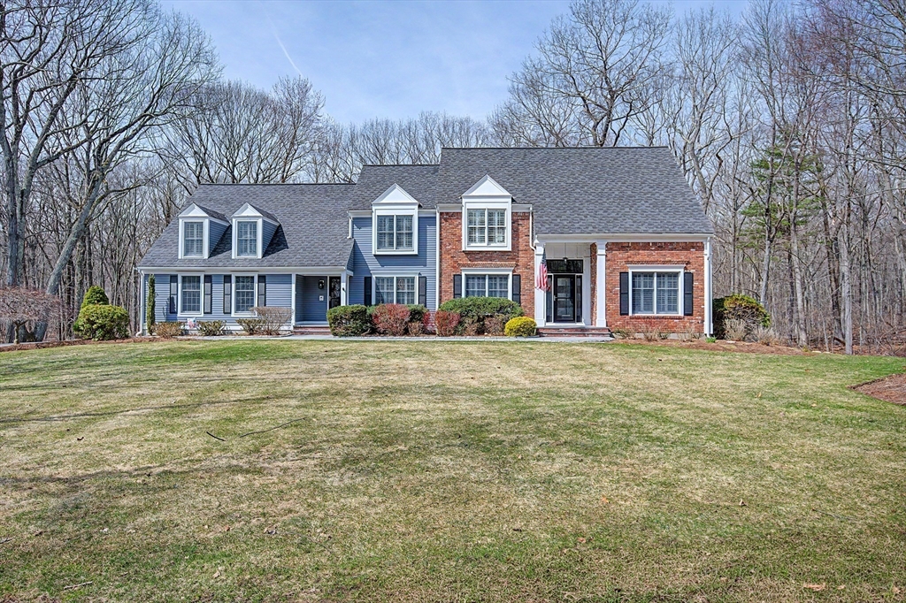 7 South Barn Road Hopkinton, MA 01748 - Photo 2 of 41