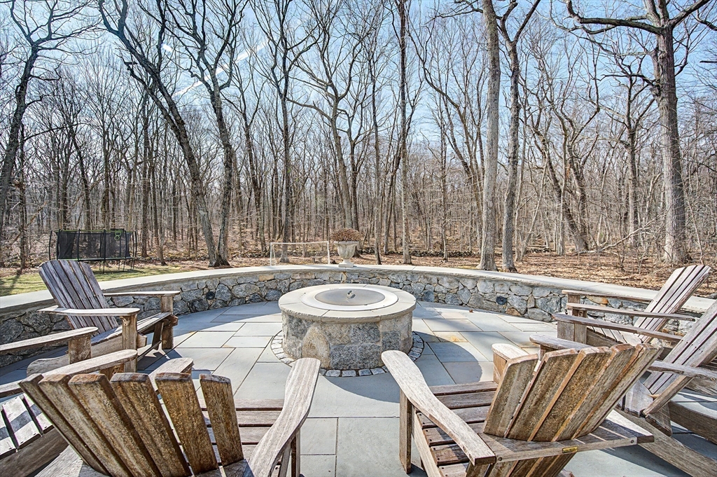 7 South Barn Road Hopkinton, MA 01748 - Photo 36 of 41