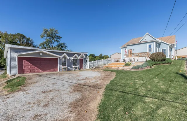 $153,500 | 400 West 9th Street, Mount Vernon, IN 47620