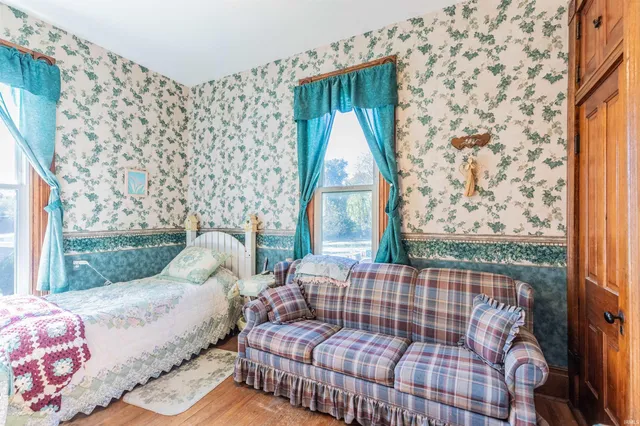 $153,500 | 400 West 9th Street, Mount Vernon, IN 47620