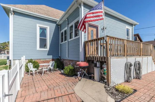 $153,500 | 400 West 9th Street, Mount Vernon, IN 47620