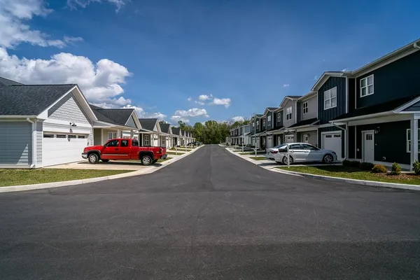 $2,750 | 1528 Crownpoint Drive, Harrisonburg, VA 22801
