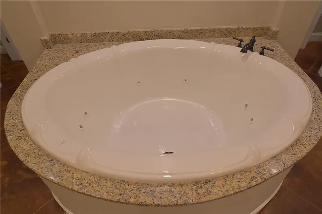 $699,900 | 2115 Hollow Wood Way, Haughton, LA 71037