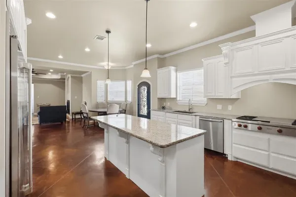 $694,000 | 2115 Hollow Wood Way, Haughton, LA 71037