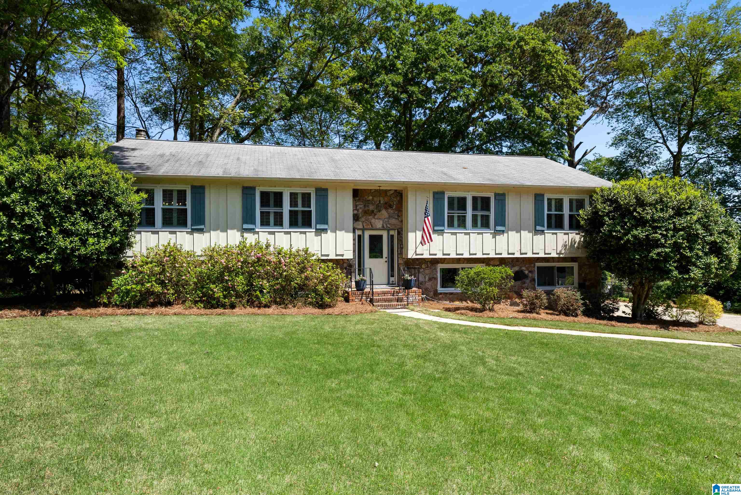 4025 Little Branch Road Birmingham, AL 35243 - Photo 3 of 49