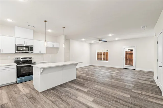 $429,000 | 1415 Villa Way, Modesto, CA 95351