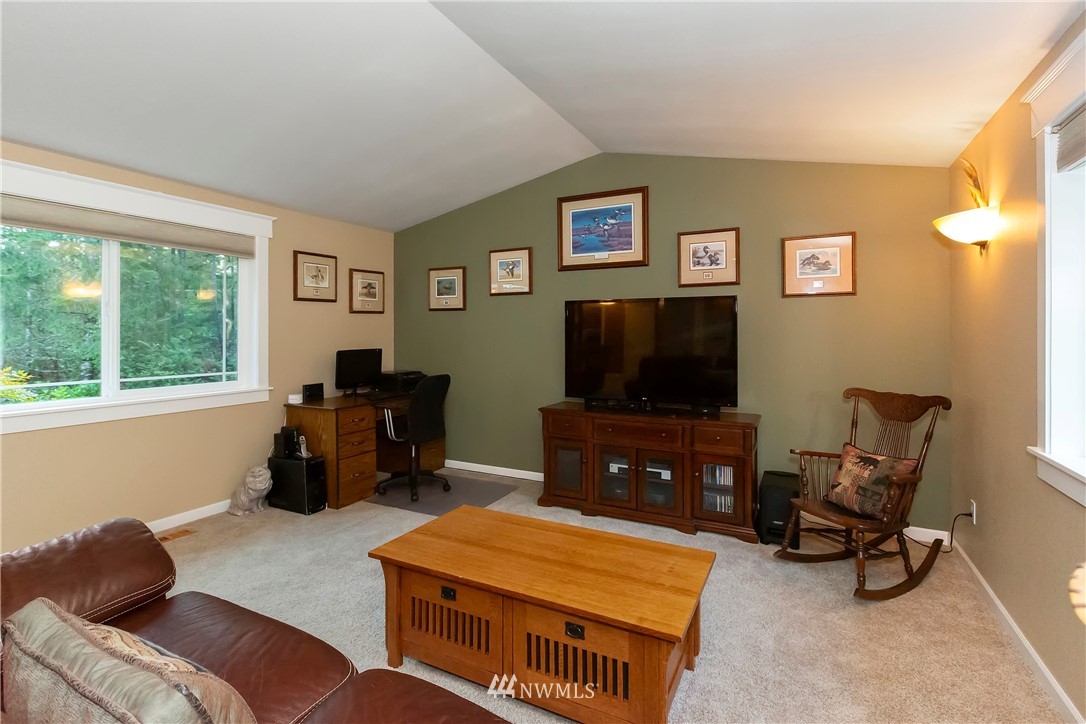 4757 Southwest Lake Helena Road Port Orchard, WA 98367 - Photo 11 of 40 Gallery Image 11