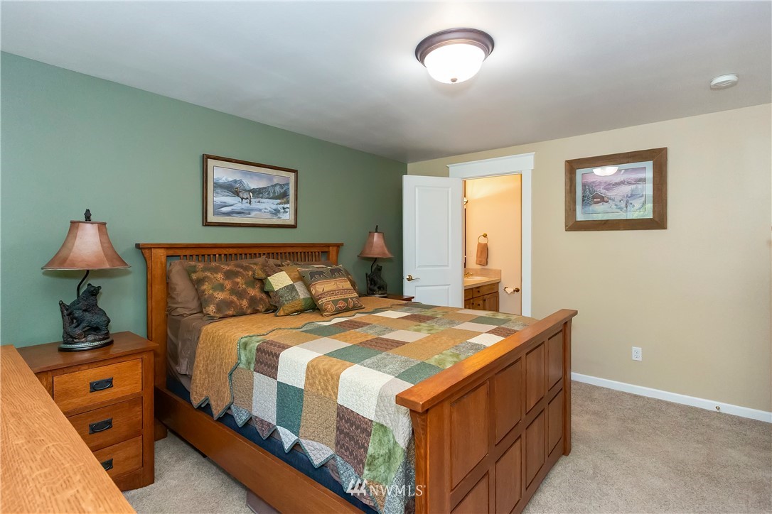 4757 Southwest Lake Helena Road Port Orchard, WA 98367 - Photo 14 of 40 Gallery Image 14