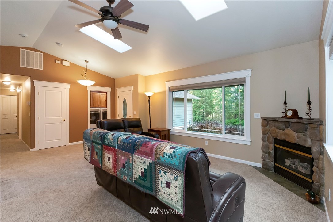 4757 Southwest Lake Helena Road Port Orchard, WA 98367 - Photo 3 of 40 Gallery Image 3