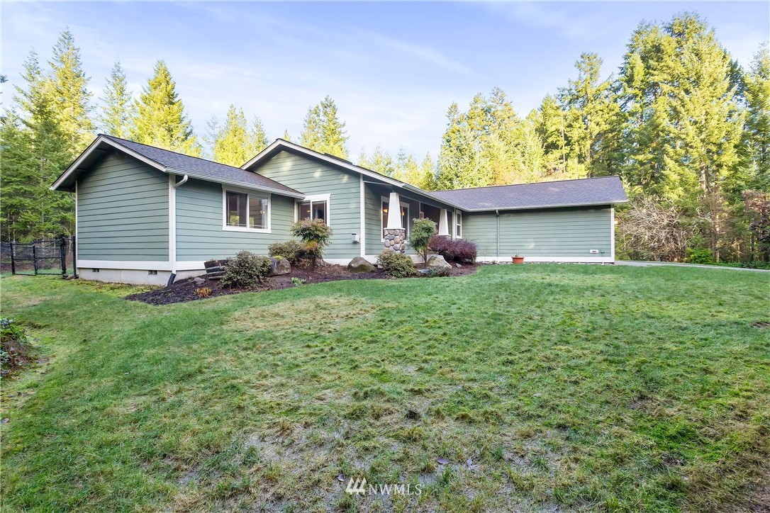 4757 Southwest Lake Helena Road Port Orchard, WA 98367 - Photo 38 of 40 Gallery Image 38