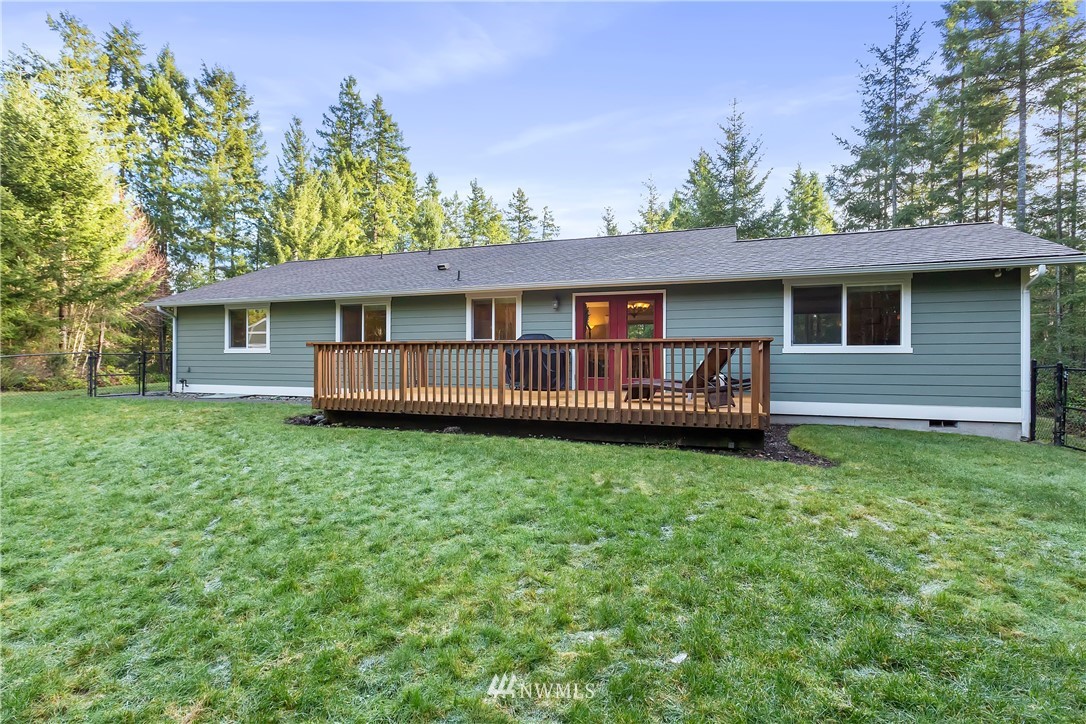 4757 Southwest Lake Helena Road Port Orchard, WA 98367 - Photo 39 of 40 Gallery Image 39