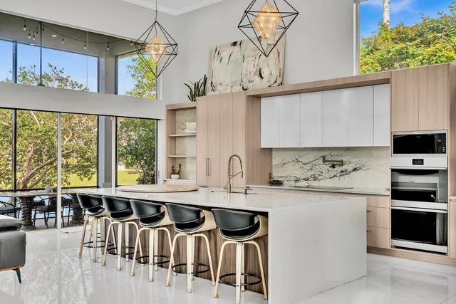 $2,500,000 | 6485 Northwest 32nd Way, Boca Raton, FL 33496