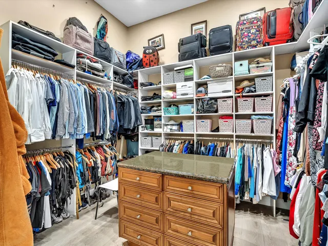 $2,500,000 | 6485 Northwest 32nd Way, Boca Raton, FL 33496