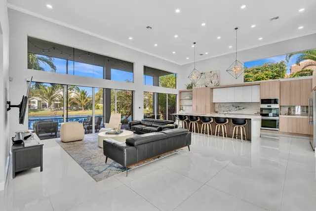 $2,500,000 | 6485 Northwest 32nd Way, Boca Raton, FL 33496