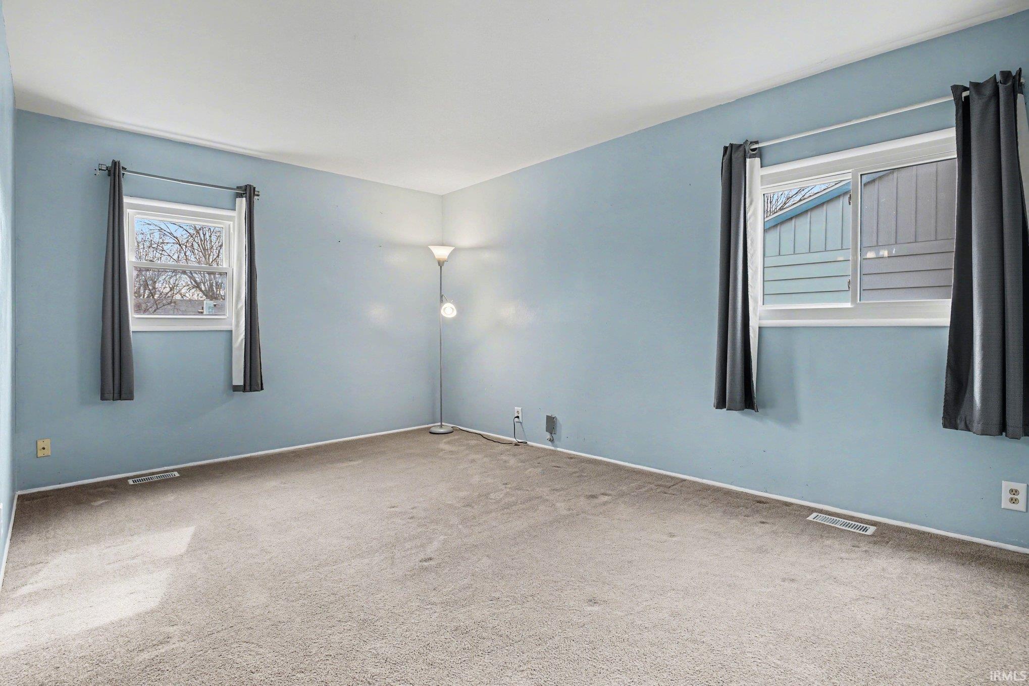 4914 Craig Road South Bend, IN 46614 - Photo 8 of 20 Gallery Image 8