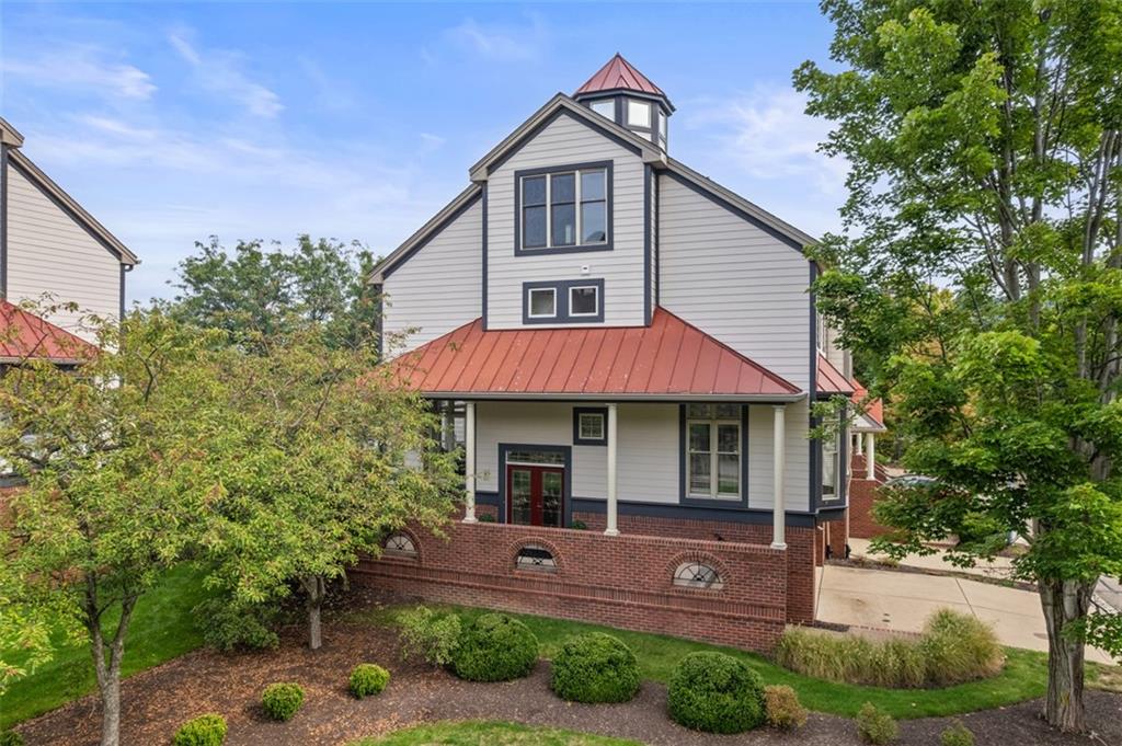 7 Waterside Place Pittsburgh, PA 15222 - Photo 2 of 43 a view of a house with a yard