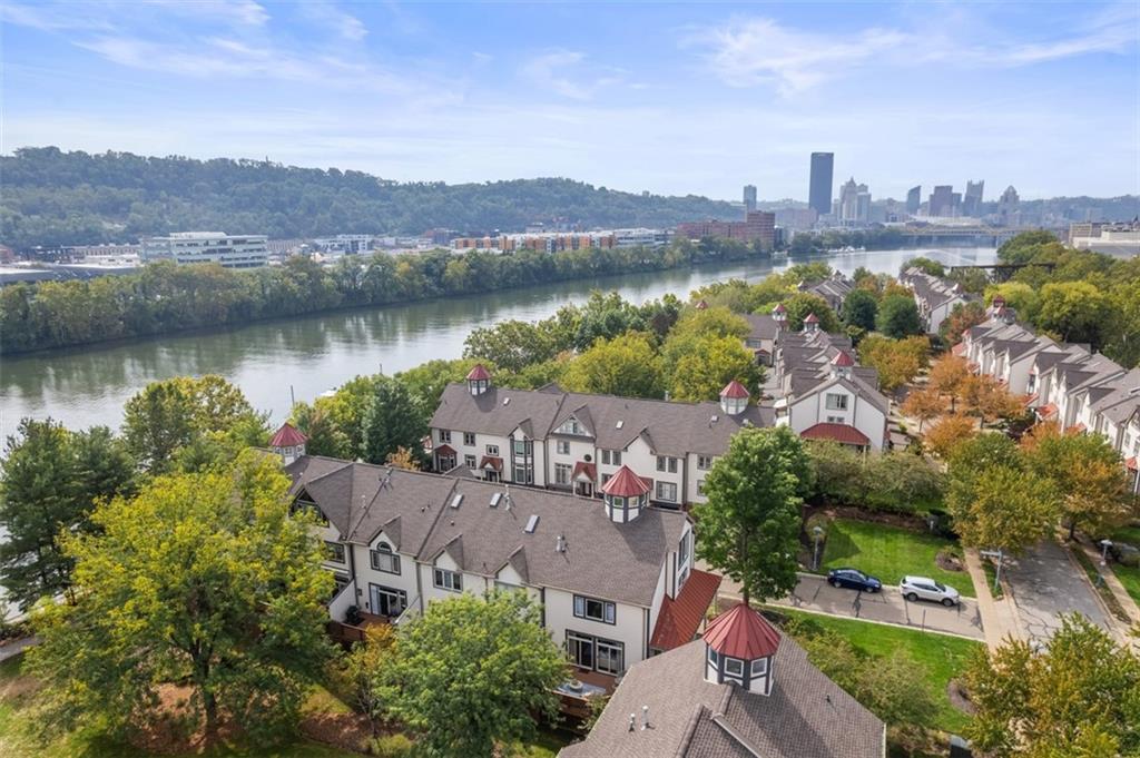 7 Waterside Place Pittsburgh, PA 15222 - Photo 33 of 43 an aerial view of a city with lake view